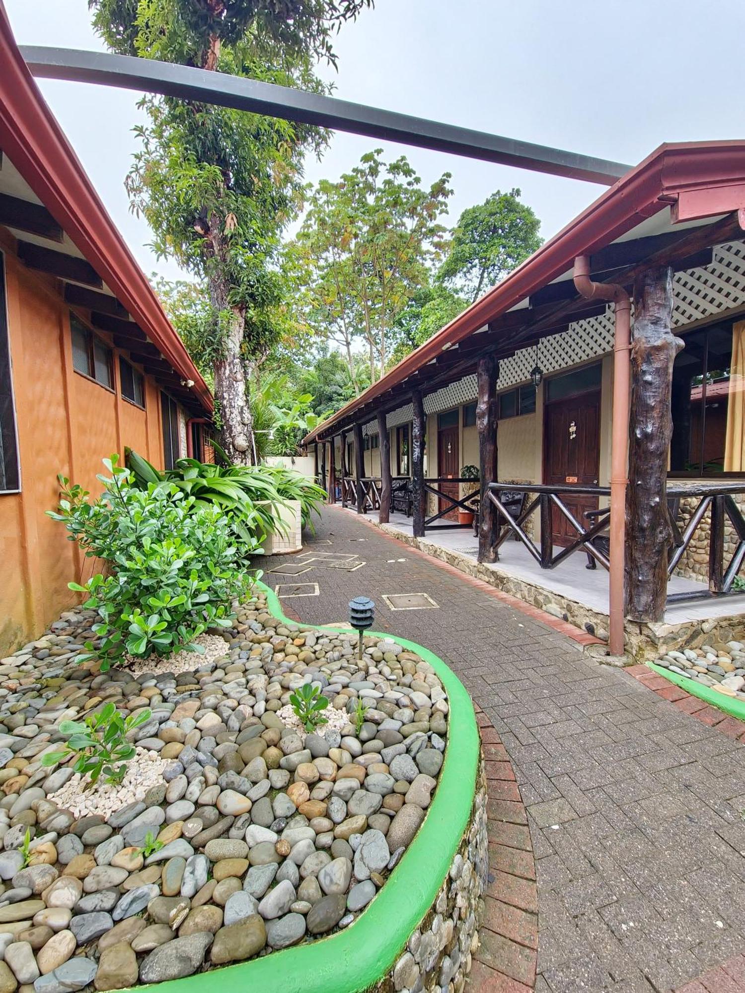 Hotel Diuwak Dominical Exterior foto