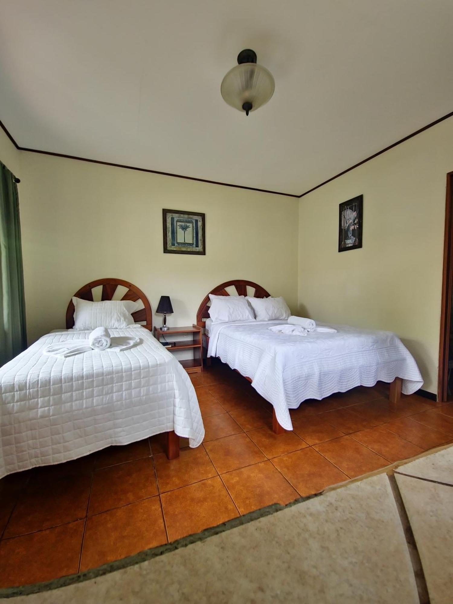 Hotel Diuwak Dominical Exterior foto